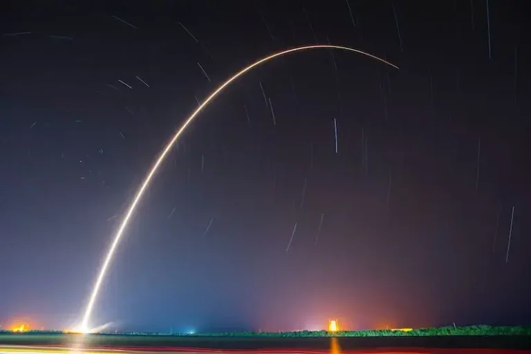 VASOS MARAVILLOSOS Y MERIDIANOS : EL ESPACIO Y EL TIEMPO.